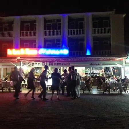 奥林匹亚酒店 酒店 *
